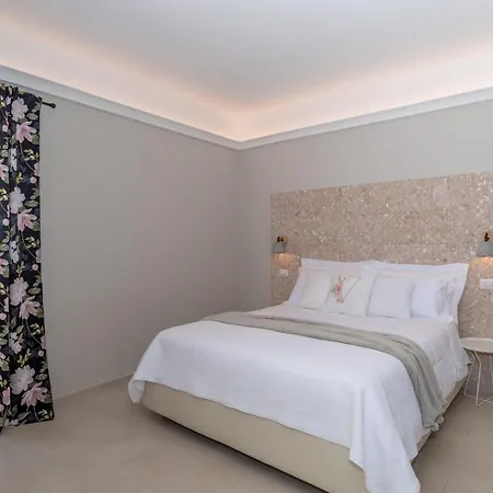 La Via And Terrace Apartment Olbia