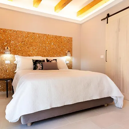 Guest house La Via And Terrace Olbia