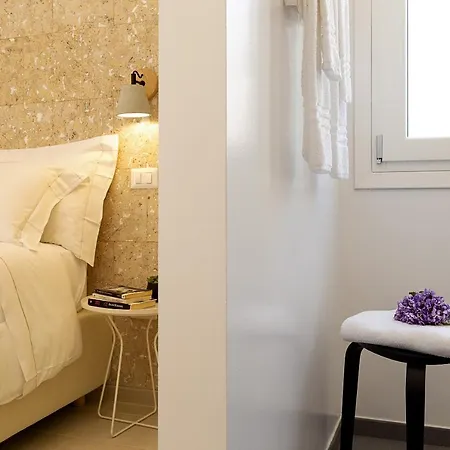 La Via And Terrace Guest house